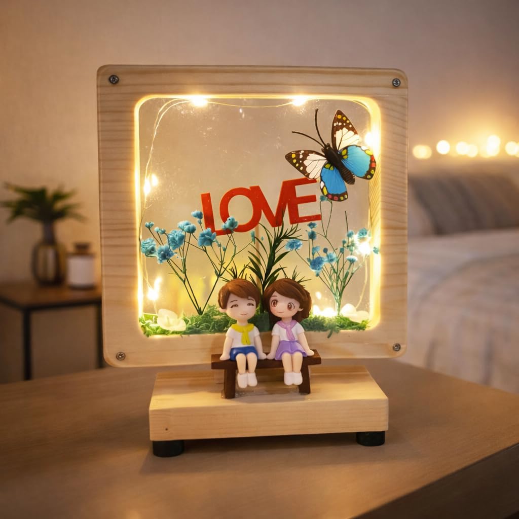 LED Shadow Frame Box - Romantic Couple Light | 15cm X 18cm - Wood Glass Gift